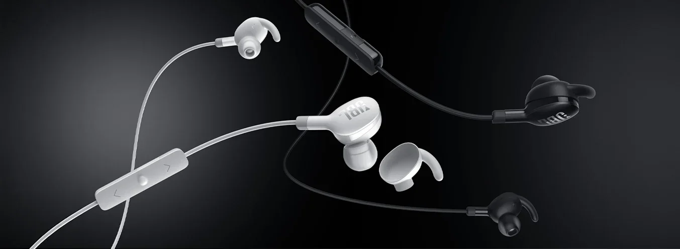 Plug In and Play: Wired Earphones for Every Phone in the UAE