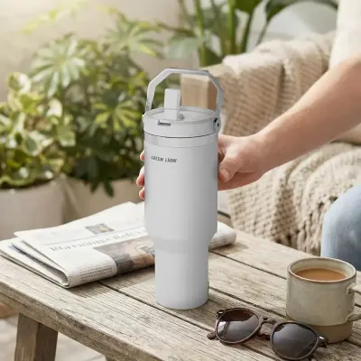 Green Lion Rover Vacuum Tumbler 900ml – Double-Wall Insulated Stainless Steel Water Bottle with Straw Lid, Portable Handle, 12H Hot & 24H Cold Retention