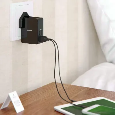 Anker 5.4A/27W 4-Port USB Plug Charger, PowerPort 4 Lite with Interchangeable UK and EU Travel Charger, Adapter for iPhone XS/XS Max/XR/X/8, Galaxy S8/Note 3, iPad Air 2/mini 3, Anker A2042L21