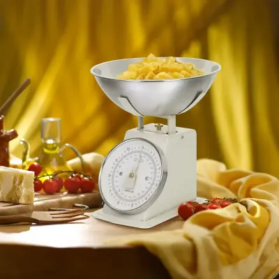 Green Lion Vintage Kitchen Scale In Cream With 5kg Capacity, Stainless Steel Bowl, Analog Display, Tare Function, And Precise 20g Measurements For Baking